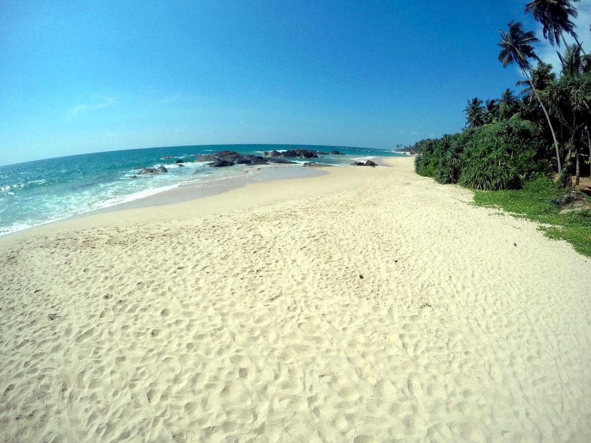 Ramon beach resort Ambalangoda  Exterior foto